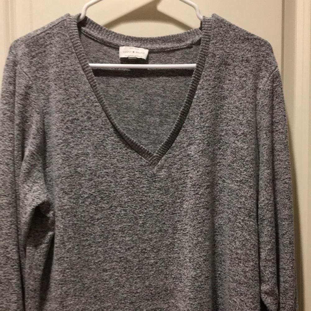 Lucky Brand Gray V-Neck Pullover top long sleeve slit sides women’s Size L grey